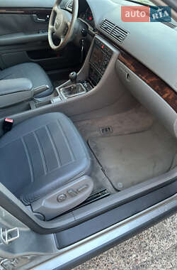 Универсал Audi A4 2001 в 