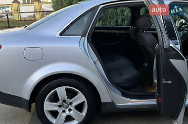 Седан Audi A4 2004 в 