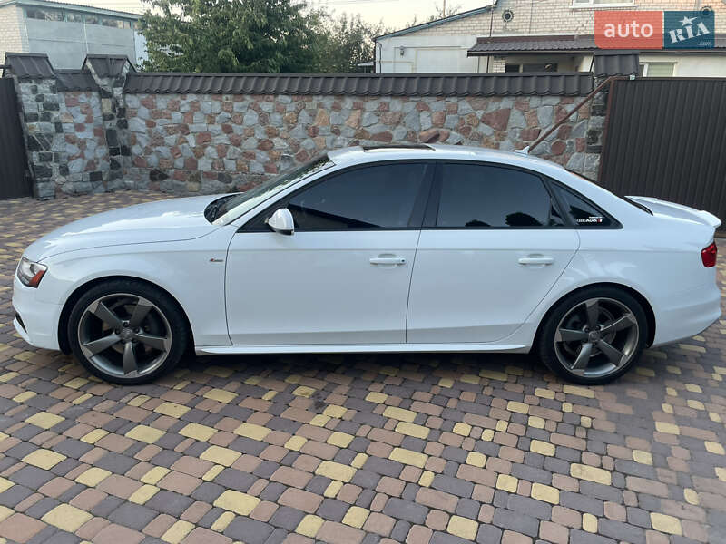 Седан Audi A4 2014 в Броварах