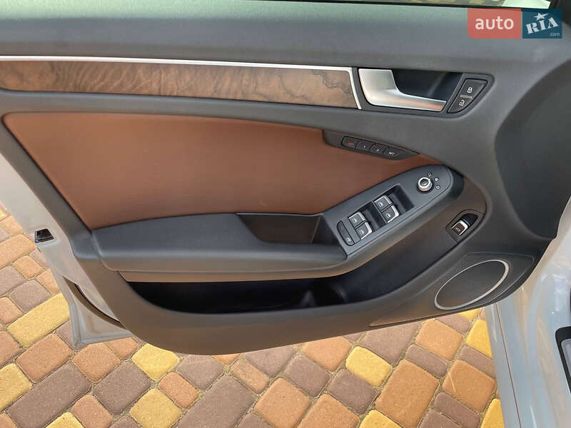 Седан Audi A4 2014 в Броварах