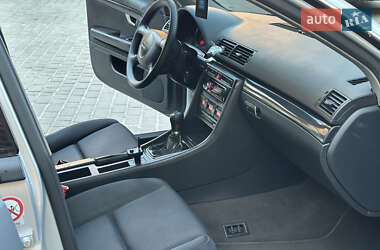 Седан Audi A4 2004 в 