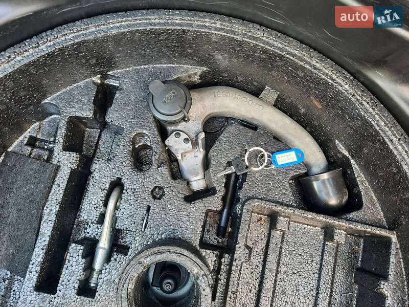 Универсал Audi A4 2006 в Полтаве