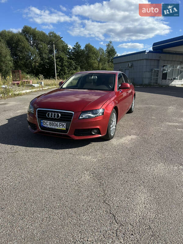 Седан Audi A4 2008 в Жовкві
