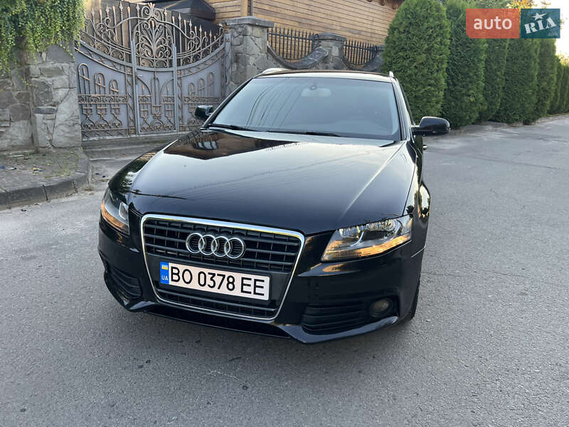 Универсал Audi A4 2011 в Львове