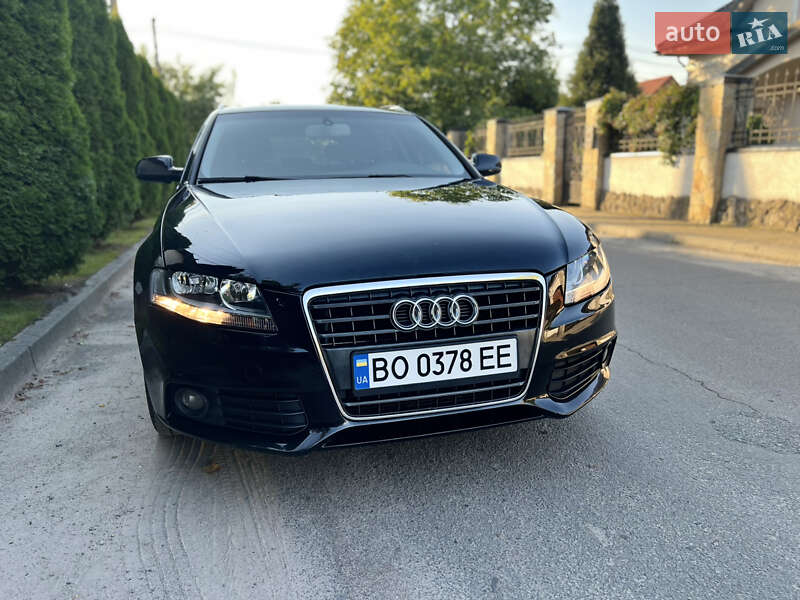 Универсал Audi A4 2011 в Львове