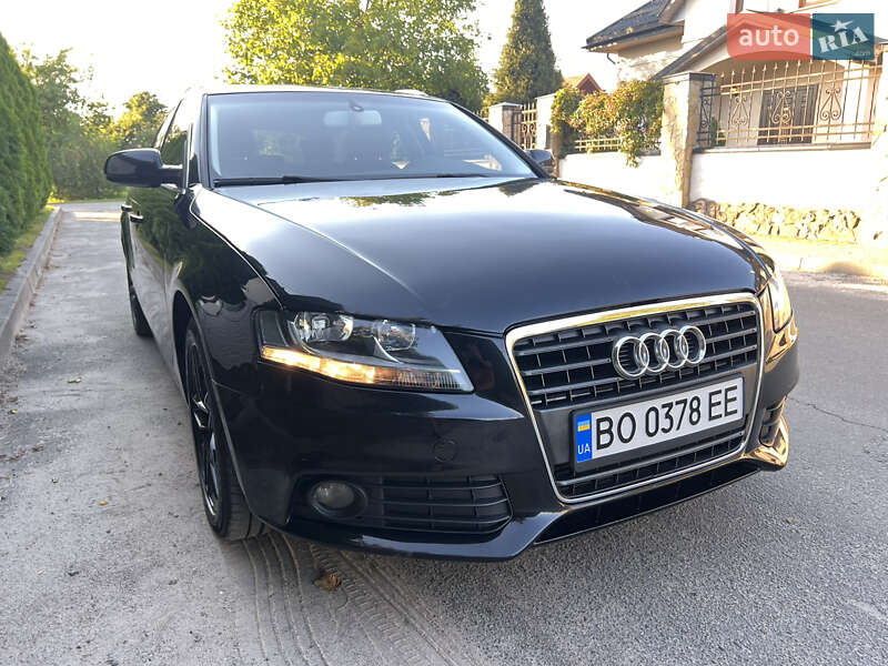 Универсал Audi A4 2011 в Львове