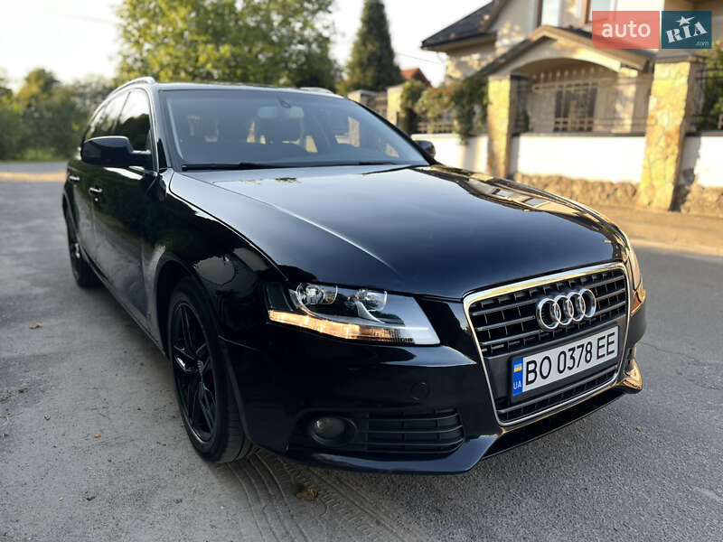 Универсал Audi A4 2011 в Львове