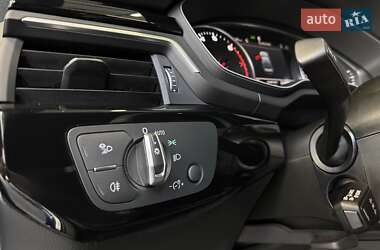 Седан Audi A4 2021 в 