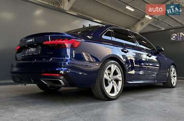 Седан Audi A4 2021 в 