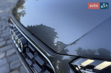 Седан Audi A4 2023 в Киеве
