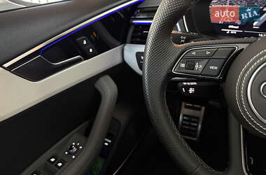 Седан Audi A4 2023 в Киеве