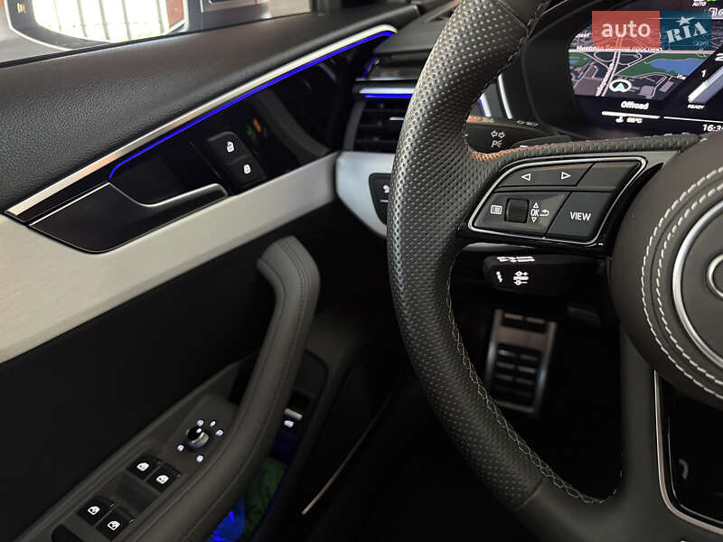 Седан Audi A4 2023 в Киеве