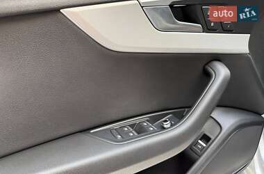 Седан Audi A4 2015 в 