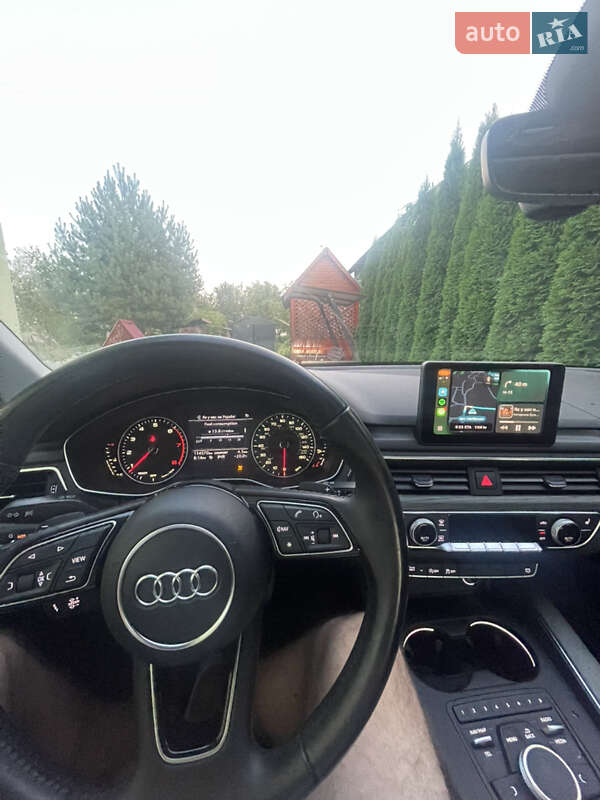 Седан Audi A4 2017 в Львові