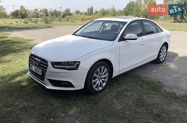 Седан Audi A4 2013 в Кривому Розі