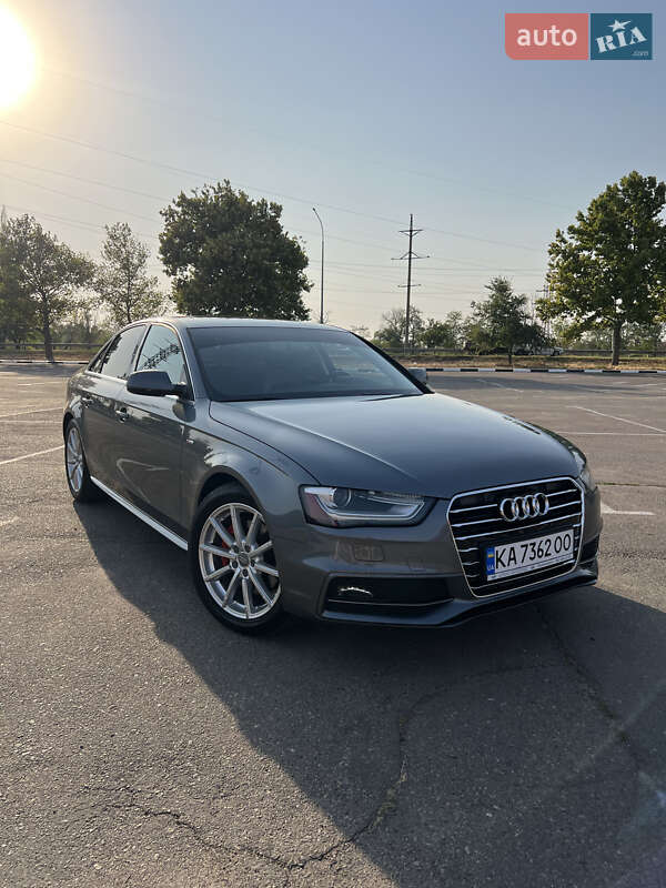 Седан Audi A4 2014 в 