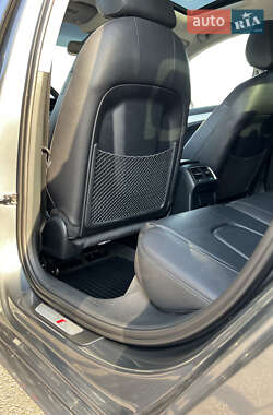 Седан Audi A4 2014 в 