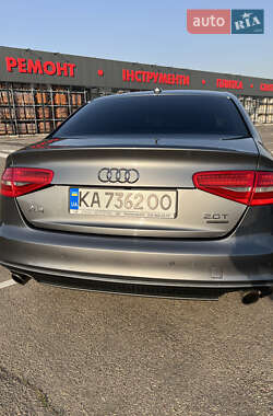 Седан Audi A4 2014 в 