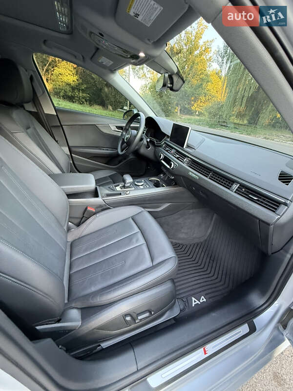 Седан Audi A4 2018 в Полтаве