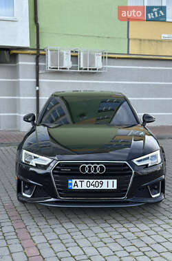 Седан Audi A4 2018 в 