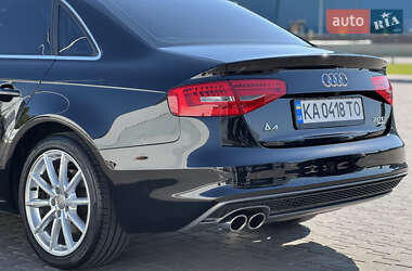 Седан Audi A4 2014 в 