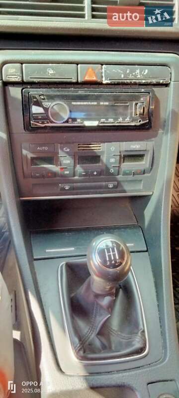 Седан Audi A4 2004 в Харькове