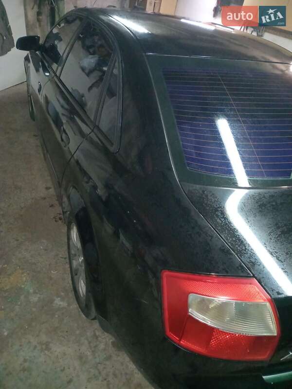 Седан Audi A4 2004 в Харькове