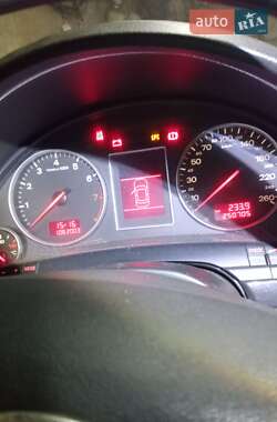 Седан Audi A4 2004 в Харькове