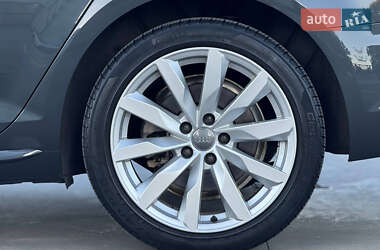Седан Audi A4 2018 в 