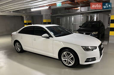 Седан Audi A4 2016 в 