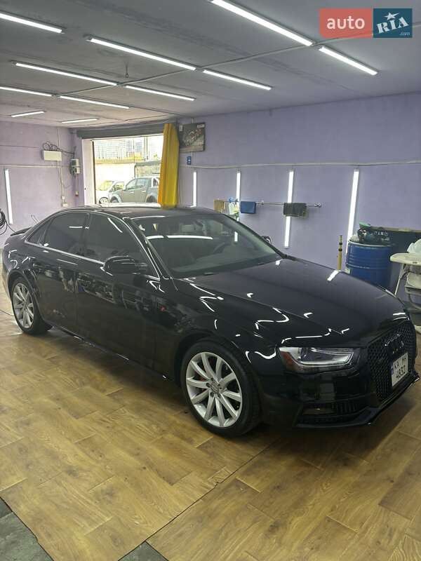Audi A4 2014