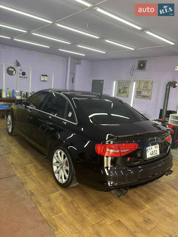 Седан Audi A4 2014 в Києві фото 4 Седан Audi A4 2014 в Києві