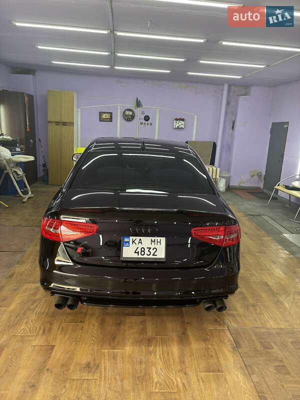 Седан Audi A4 2014 в Києві фото 3 Седан Audi A4 2014 в Києві