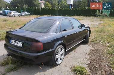 Седан Audi A4 1995 в 