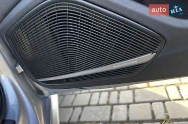 Седан Audi A4 2016 в 