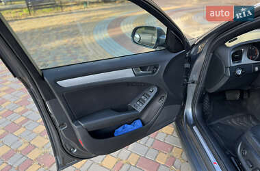 Седан Audi A4 2011 в 