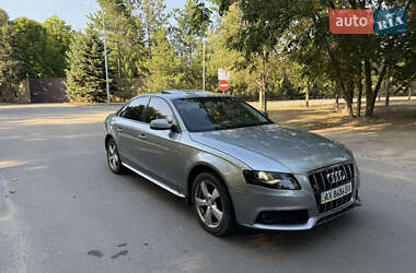 Седан Audi A4 2011 в Днепре