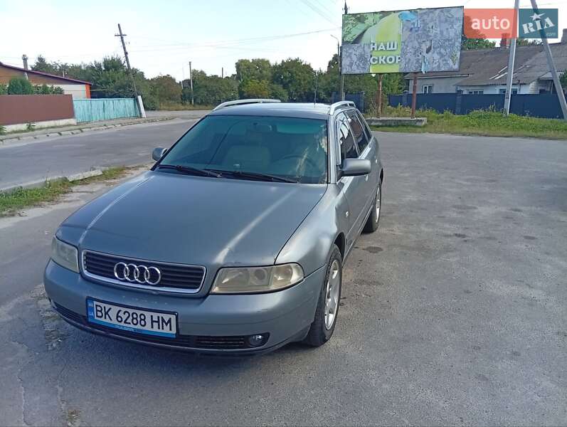 Универсал Audi A4 2000 в 