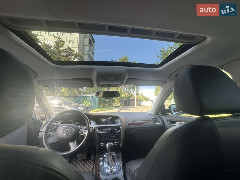 Седан Audi A4 2012 в Харькове