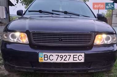 Седан Audi A4 1998 в 