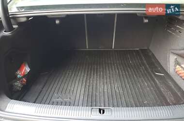 Седан Audi A4 2016 в 