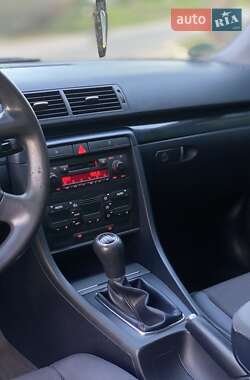 Универсал Audi A4 2002 в 