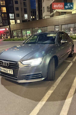 Седан Audi A4 2017 в 