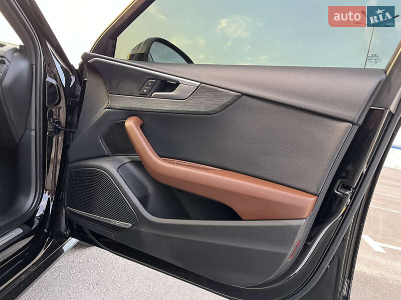 Седан Audi A4 2017 в Львові