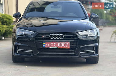 Седан Audi A4 2017 в 