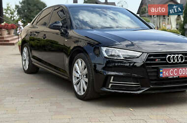 Седан Audi A4 2017 в 
