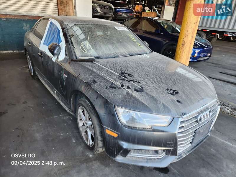 Седан Audi A4 2018 в Києві