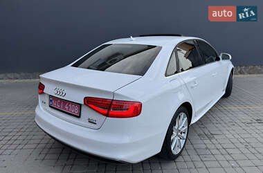 Седан Audi A4 2015 в 