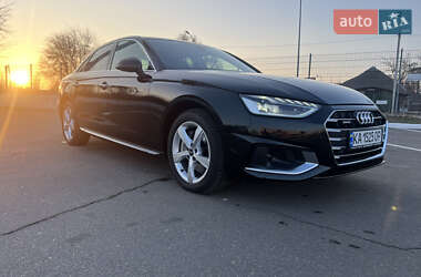 Седан Audi A4 2024 в 