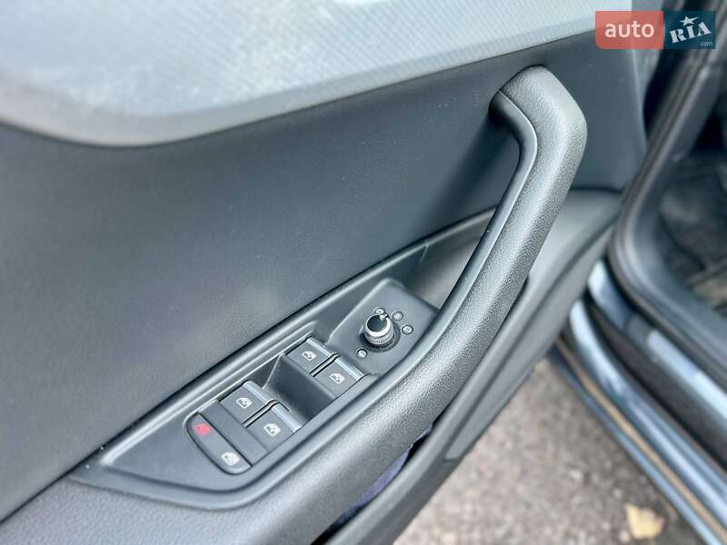 Седан Audi A4 2016 в Києві